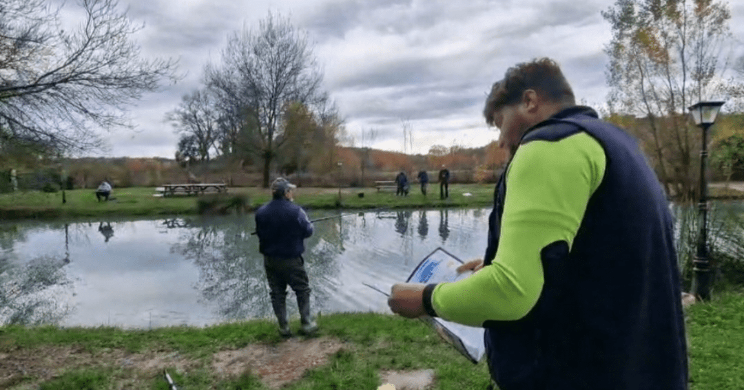 Le Grand Concours de Pêche au Lac des Fumades: Dimanche 7 Juin (10h - 12h) - La Pisciculture des Fumades